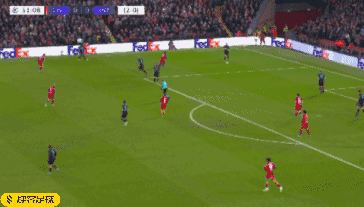 C罗发专访预告片：乔治娜问我要戒指；我资产早就超10亿美元