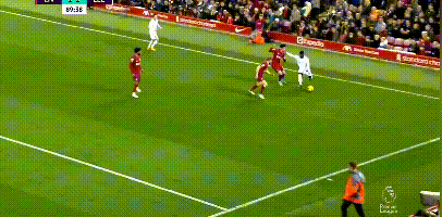 广东男篮在CBA杯赛中以94-80击败广州男篮，奎恩全场高效表现，贡献29分6篮板7助攻5抢断，助力球队取得首胜。