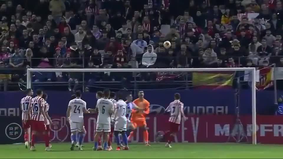 成都南看台球迷赛前训练喊话：绝不允许河南这种队在我们主场庆祝