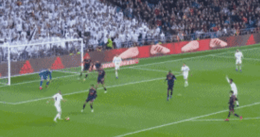 帕夫洛维奇：偶像是C罗；未来希望成为拜仁和德国的常规首发