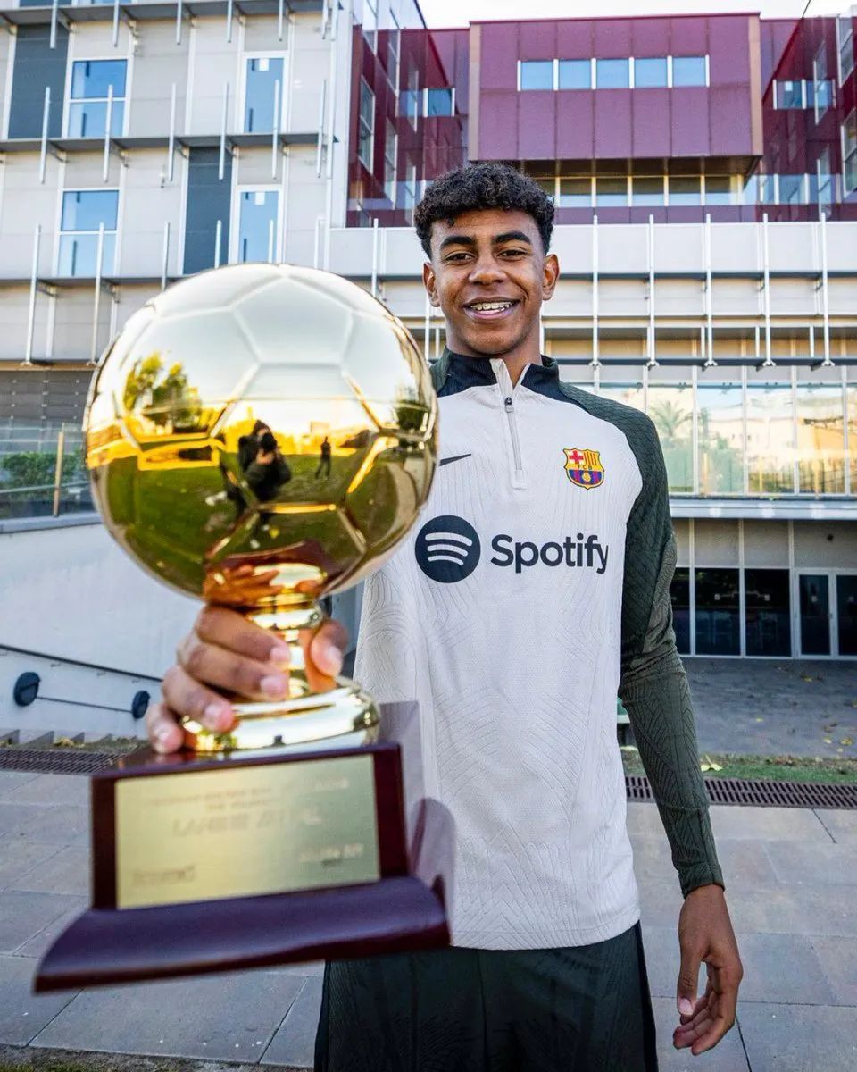 弗拉格：在比赛中保持领先感觉太棒了，我喜欢和瑞恩一起打球