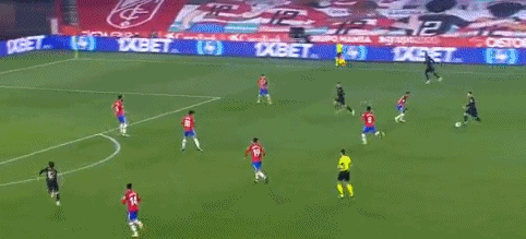 英超：曼城主场3-1击败布莱顿