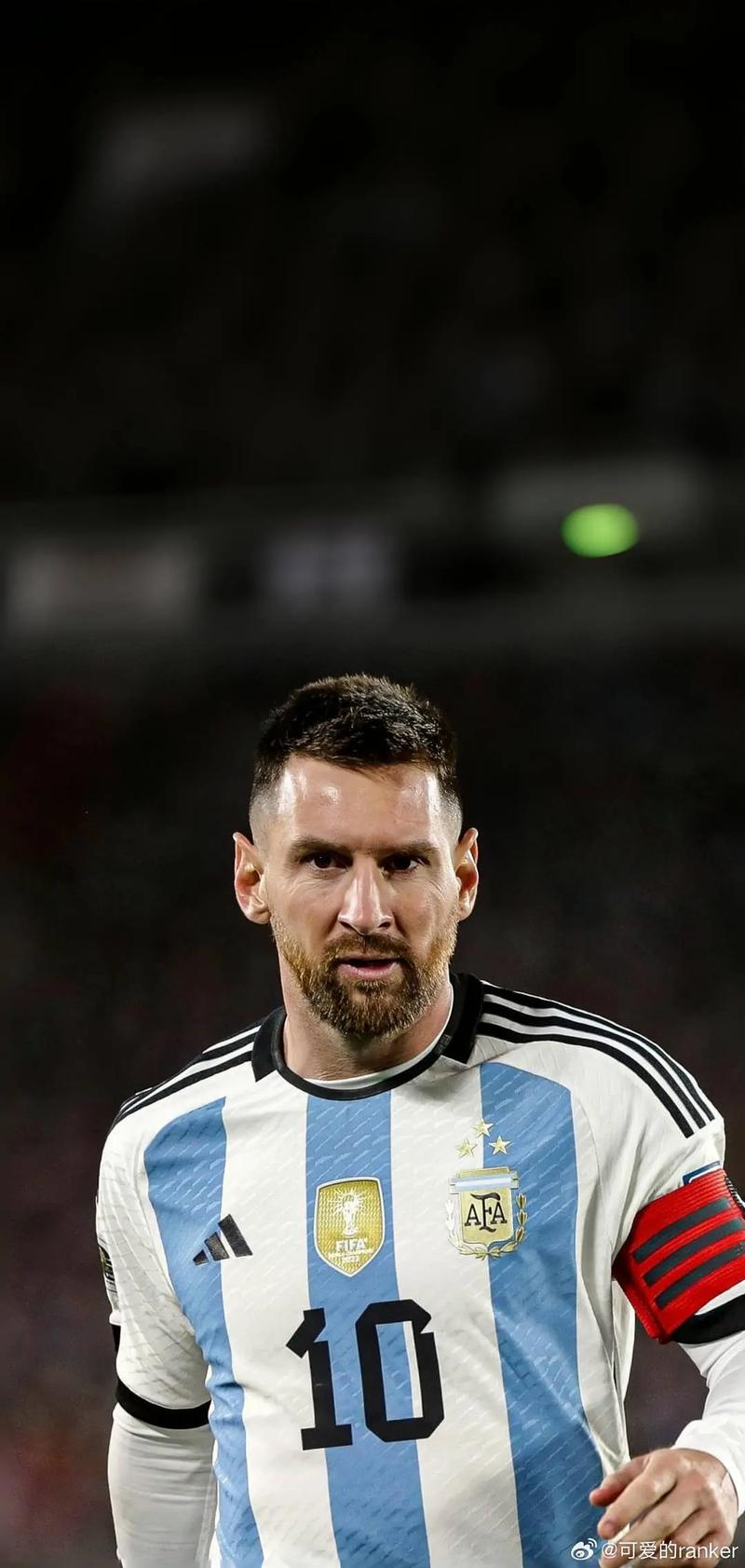 记者：利物浦从未放弃引进伊萨克，新一轮谈判安排在下周初